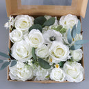 Boîte à fleurs de mariage Roses blanches et pivoines
