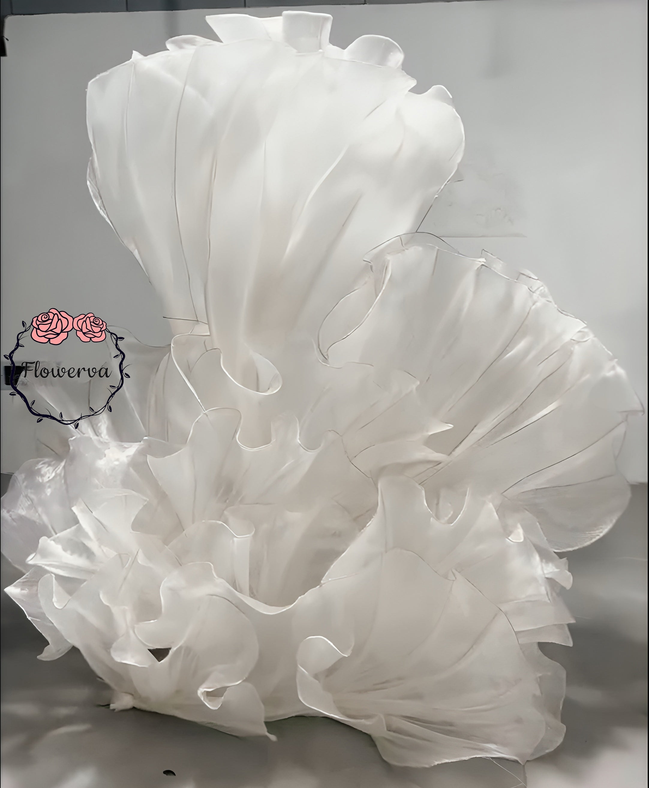 Tissu de style de robe de mariée à texture plissée blanche brillante 