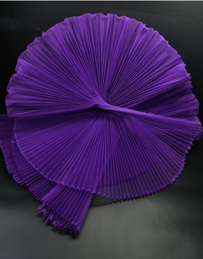 Grand tissu froissé en organza plissé violet foncé 6324