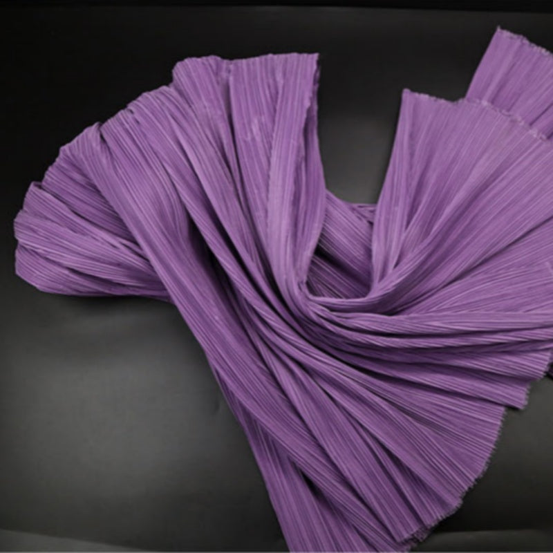 Tissu de gravure de décoration plissé Flowerva violet foncé
