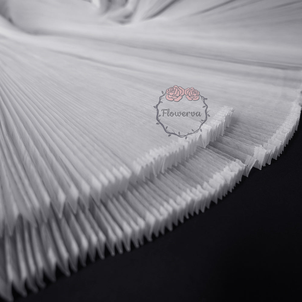 Pure White Organza Pleated Fabric Bouquet