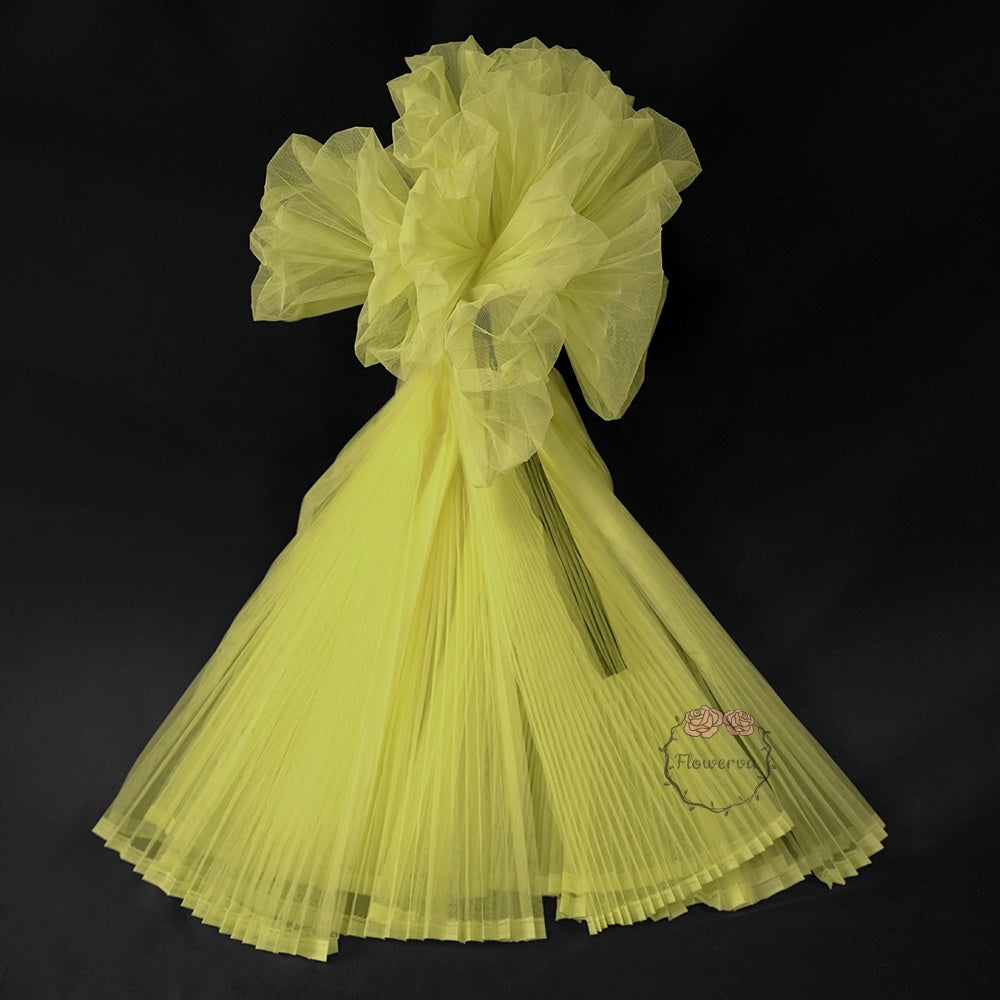 Bright And Eye-Catching Bright Yellow Pleated Fabric Bouquet