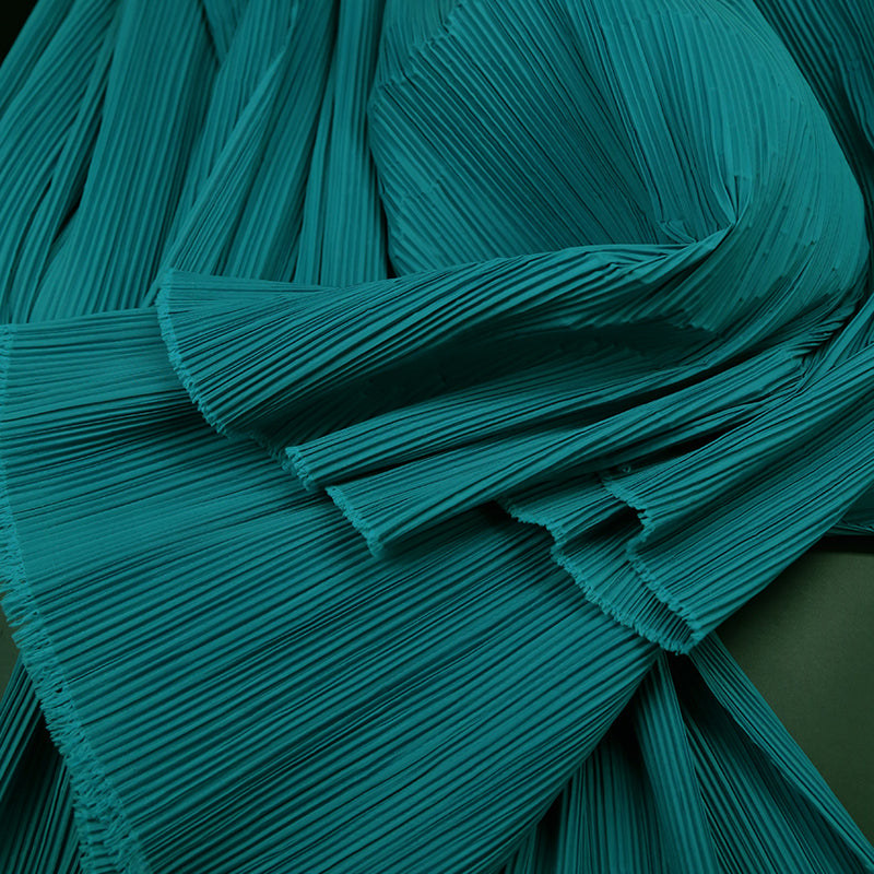 Tissu de gravure de décoration plissé Flowerva bleu foncé