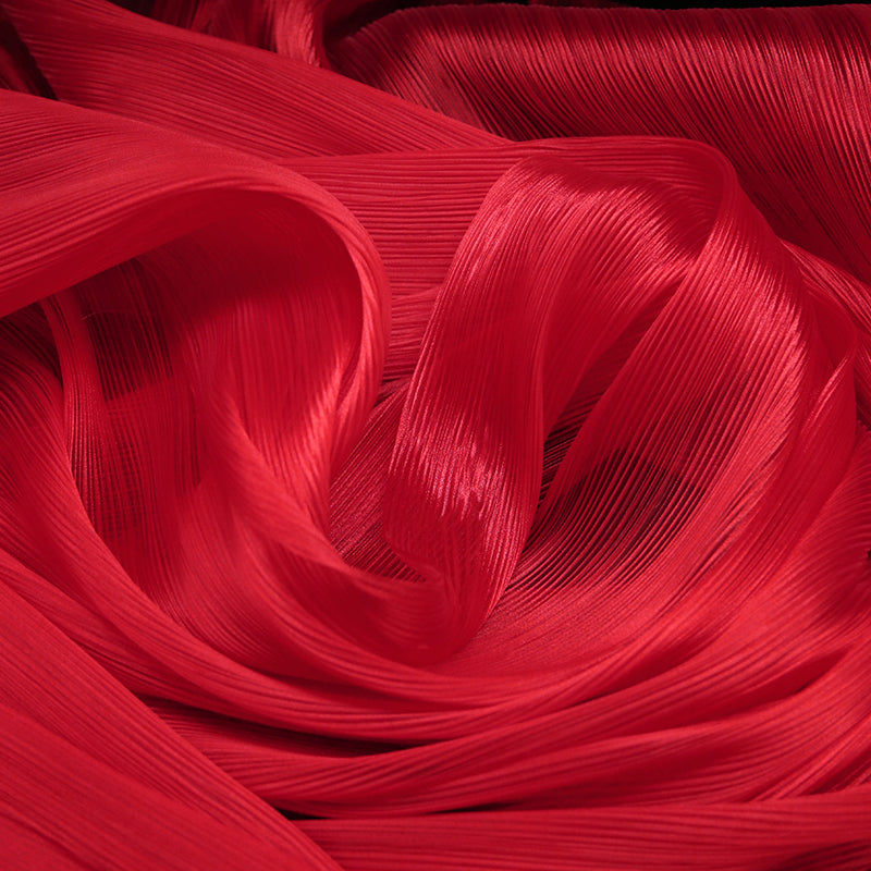 Tissu de style de robe de mariée à texture plissée brillante grand rouge