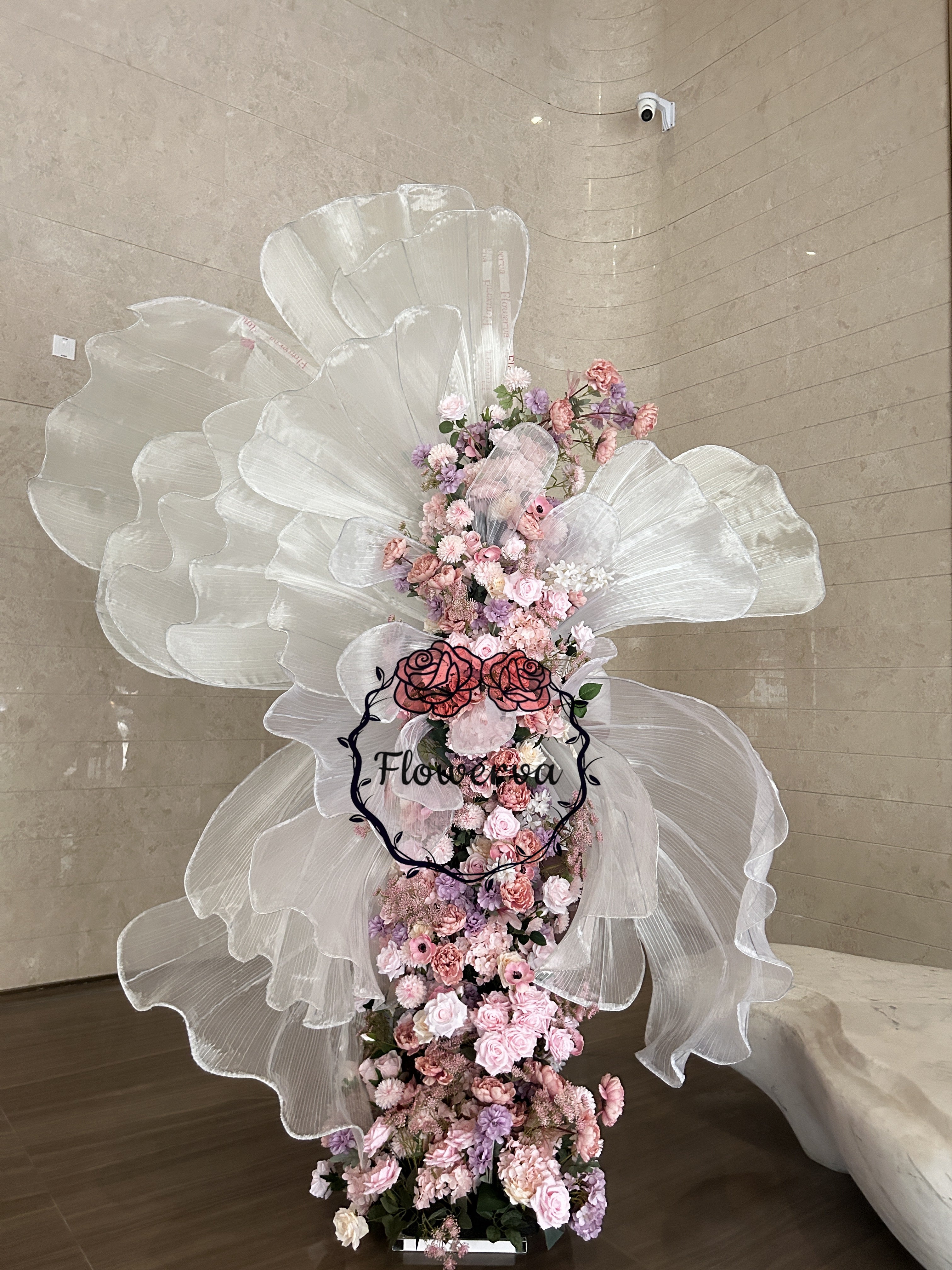 Flowerva Organza Wedding Arrangement Decorative Floral Semi-Finished Petals